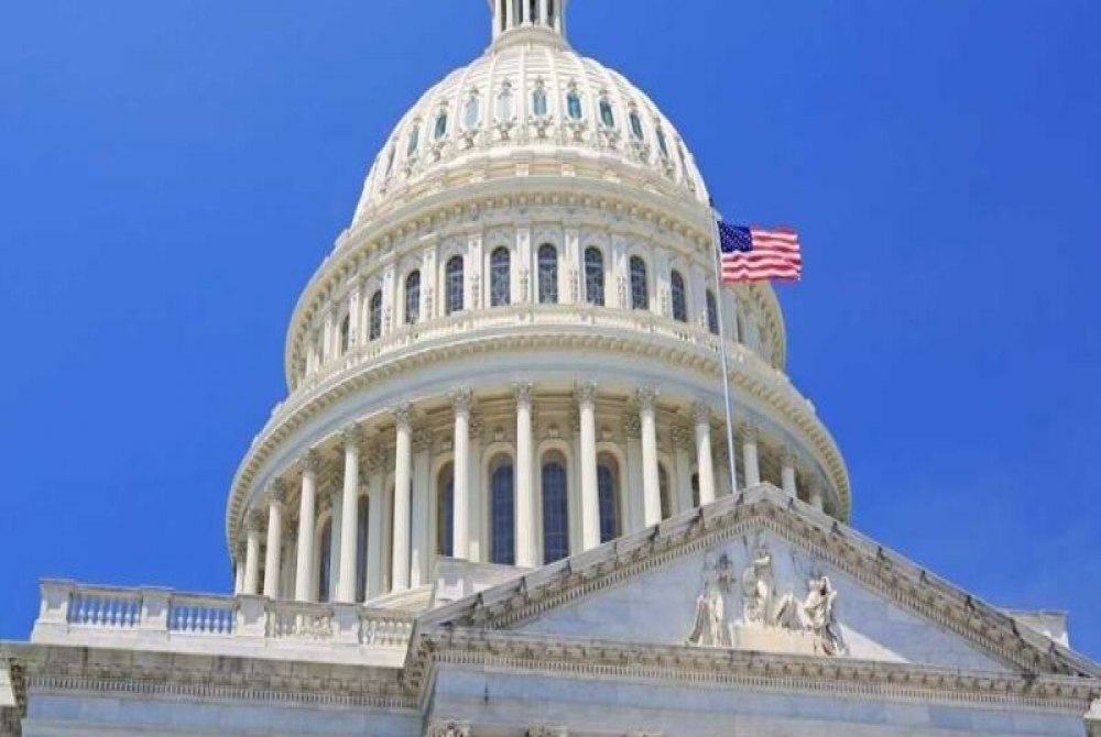 Projeto no Congresso dos EUA pode gerar tarifa de 500% ao Brasil